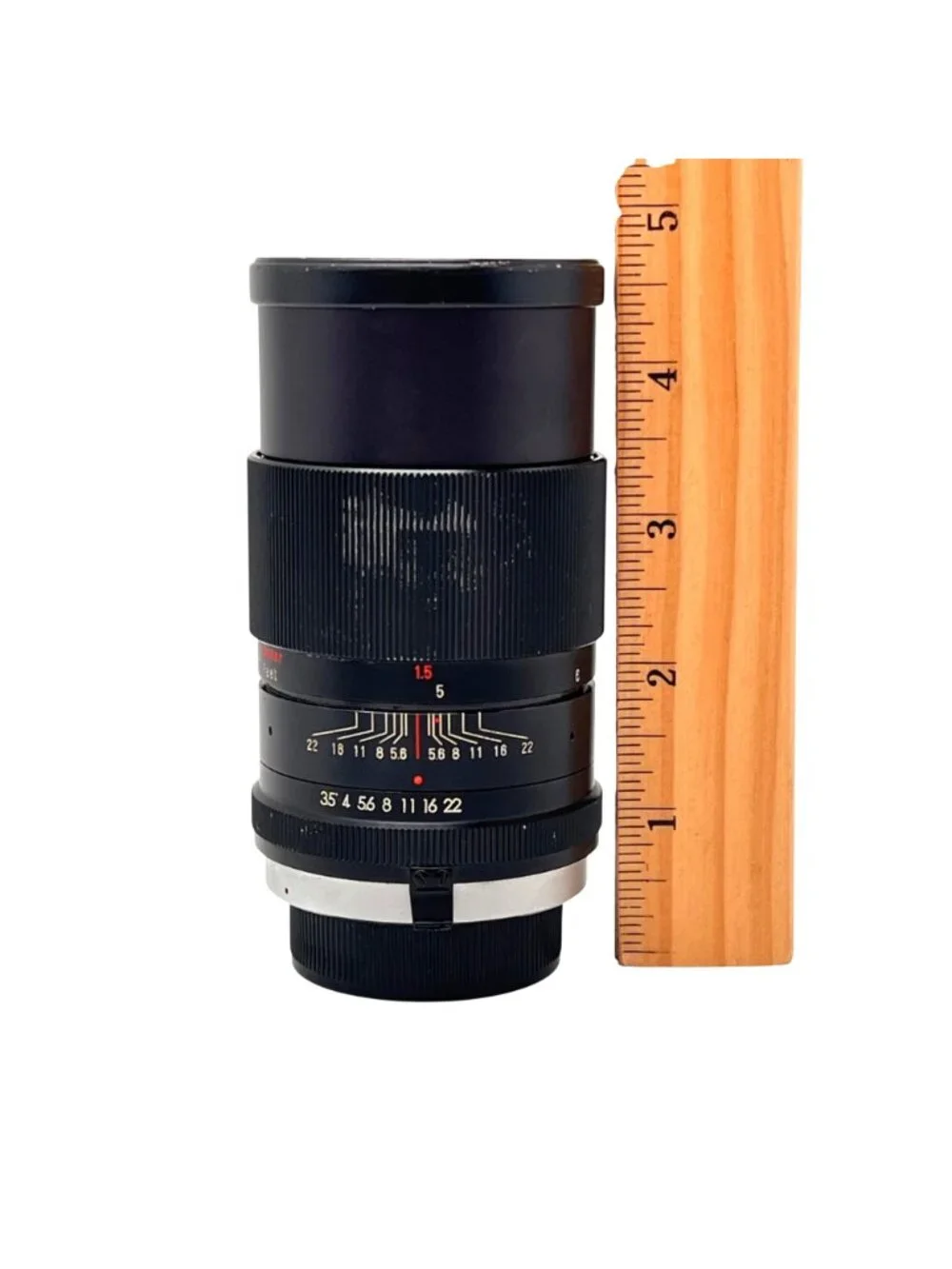 Vivitar Auto f=135mm 1/3.5 Camera Telephoto Lens & Case No. 4095815 Japan Made